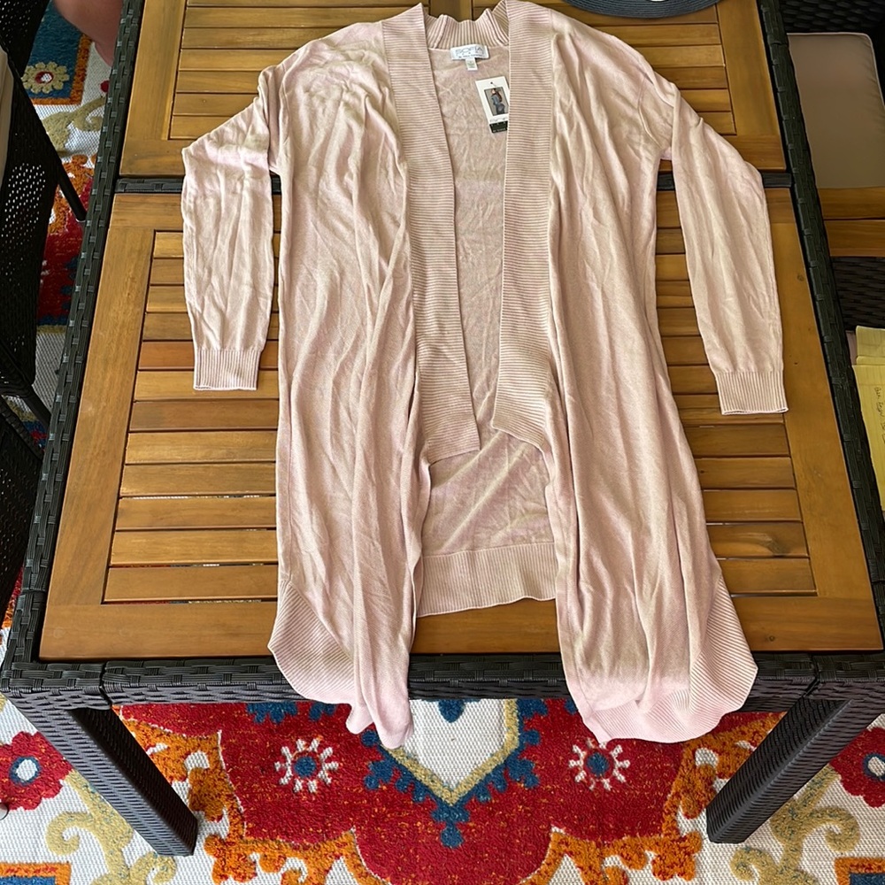 Size small simple pink cardigan